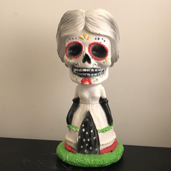Day of the Dead Woman Alcansia de Yeso / Piggy Bank - Picture 1 of 7